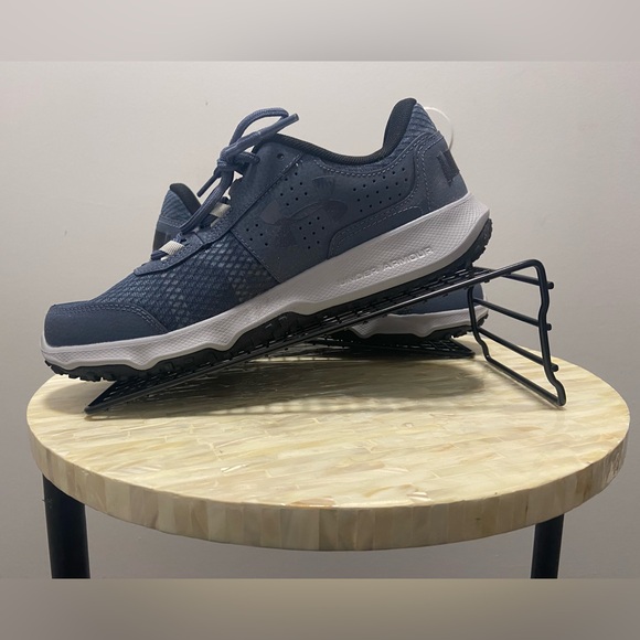 NWOT - Under Armour Toccoa Road-Running Shoes - Picture 2 of 4